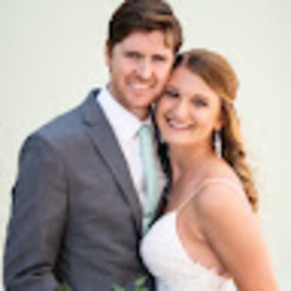 Meet your Posher, Sarah - Picture 1 of 1